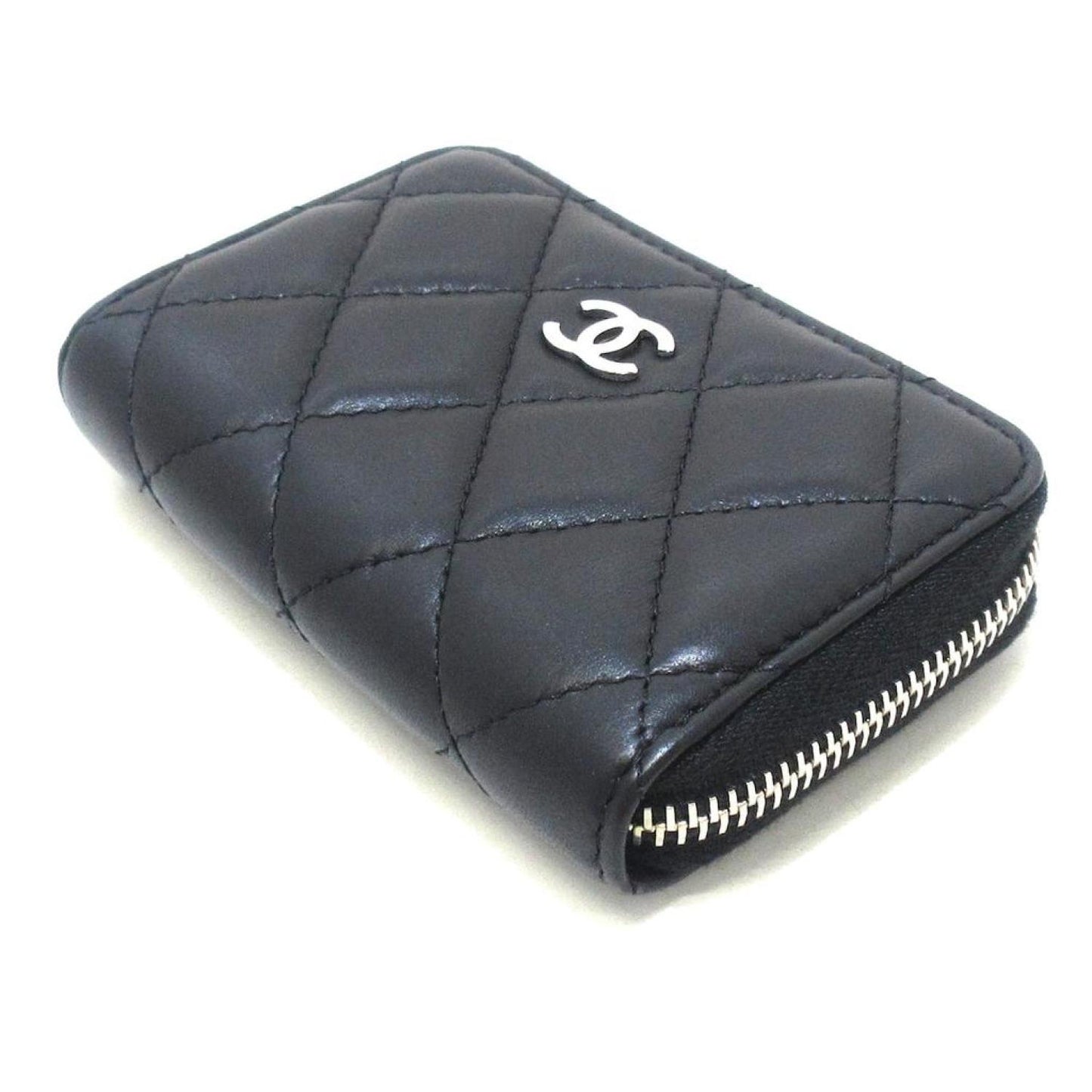 Chanel Matelassé  Leather Wallet  (Pre-Owned)