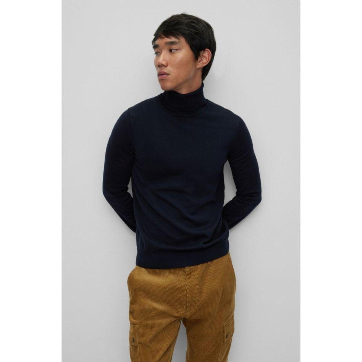 Slim-fit rollneck sweater in virgin wool