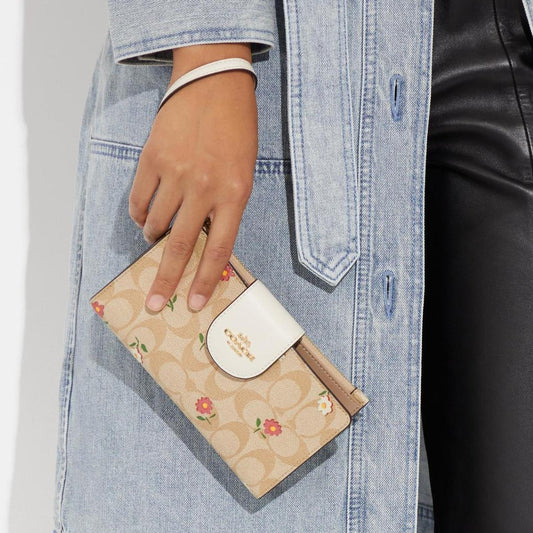 Coach Outlet Tech Wallet In Signature Canvas With Nostalgic Ditsy Print