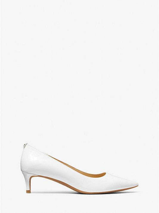 Alina Flex Patent Kitten Pump